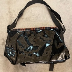 【美品】エナメル チェック柄 ショルダーバッグの画像