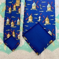 エルメスHERMES ネクタイ 風車柄 100%シルクの画像