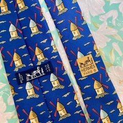 エルメスHERMES ネクタイ 風車柄 100%シルクの画像