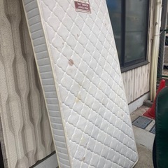 【お譲りいたします】ニトリ　シングル　マットレス　現状品の画像