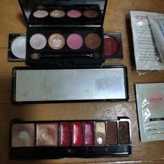 アイシャドウなどセット今月までの画像