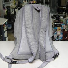 セール中につき、通常特価1,628円より20％引きの1,302円!【カ横】ペット用前抱きリュック Ｍサイズ ペットバッグ ペットリュック ペットキャリー LDLC 犬 猫 小型犬 軽量 通気性 災害 避難 通院の画像