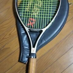 硬式テニスラケット２本セットの画像
