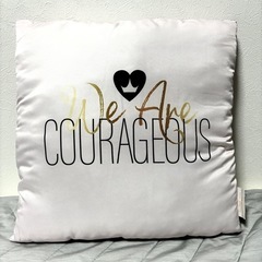 ディズニーランドホテル　クッションの画像