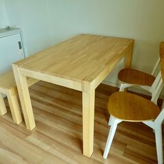 IKEA 無垢材 ダイニングセット ダイニングテーブル＆椅子 の画像