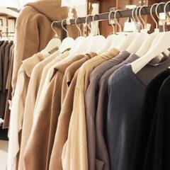 ★服のまとめ売り★転売・再販OK★秋冬物あり！30～200着好き...