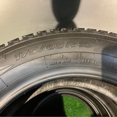 引取限定【イボ付き9.9分山】2022年/2023年 175/65R15 トーヨー OBSERVE GIZ2★ 4本セットタイヤまにあの画像