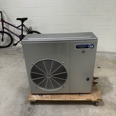 プレハブ冷蔵庫　室外機　室内機