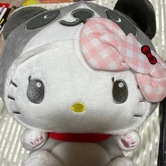 パンダ　キティ　ぬいぐるみ　約30 × 30センチの画像