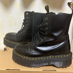 Dr.Martens 厚底の画像
