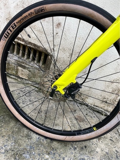 美品‼️9段ギアクロスバイク650×47C自転車バイク街乗り通勤車通学車?プロフ必読
