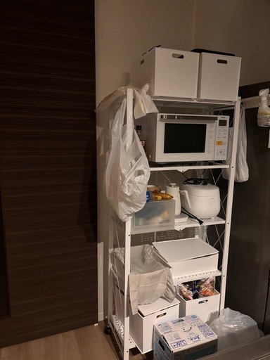取引先決定しました。メッセージお返事できません。\n折りたたみキャスター付きラック