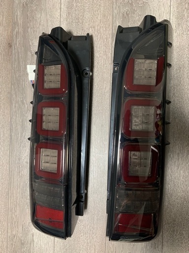 値引き42%オフ激安【新商品】ハイエース200系1型〜7型 LEDテールランプオープニング機能付　流れるウィンカー