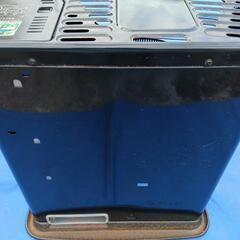 石油ストーブ(黒）の画像