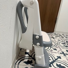 ステップ付き折りたたみ式補助便座の画像