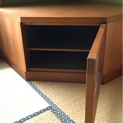 テレビ台の画像