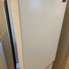 珍しい156ℓ！ 真っ白でシンプルな冷蔵庫