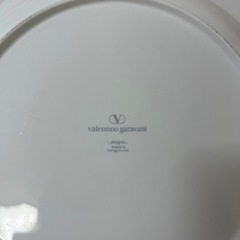 ヴァレンティノ　食器プレートの画像