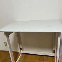 【現地引き取り・無料】折りたたみテーブル
