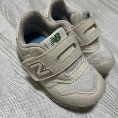 ニューバランス　キッズシューズ　13㎝
