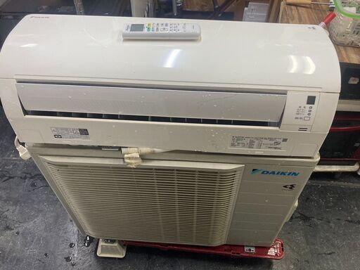 ☆中古￥48,000！DAIKIN　14畳用4.0kwルームエアコン　家電　2021年製　AN40YEP-W型　【BJ123】