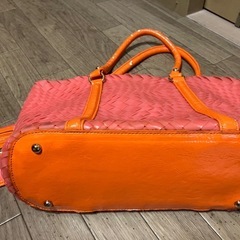 DIANA ピンク×オレンジ テープ編みバッグ　ミニポーチ付きの画像
