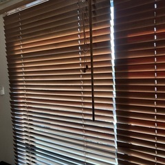 木製ブラインド2枚(ヴェントMBR 88X180)の画像