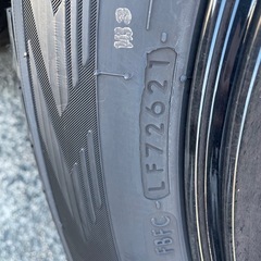 ヨコハマタイヤホイールセットの画像