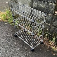 スチールシェルフ　銀ラックの画像