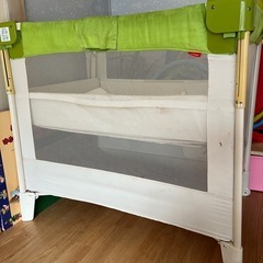 《値下げ》Aprica    折りたたみベビーベットの画像