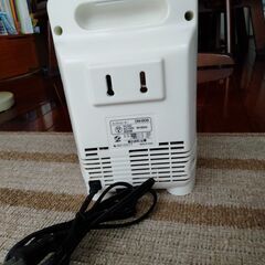 ミニファンヒーター　山善　ＤＭ－Ｂ０６の画像