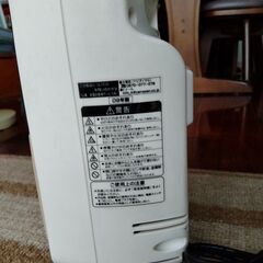ミニファンヒーター　山善　ＤＭ－Ｂ０６の画像