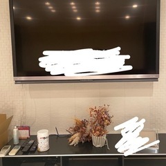 70インチテレビ、テレビ台
