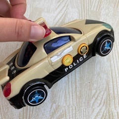 車のおもちゃの画像