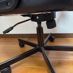 【お取引先決定】デスクチェア　黒の画像