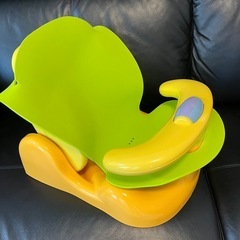 【受渡し決定済み】アップリカ　はじめてのお風呂で使えるバスチェアの画像