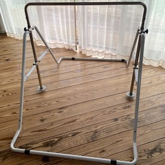 鉄棒　室内用　折りたたみ
