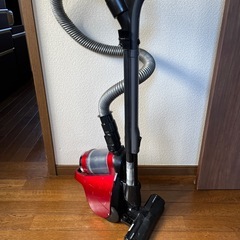 TOSHIBA デュアルトルネード　掃除機