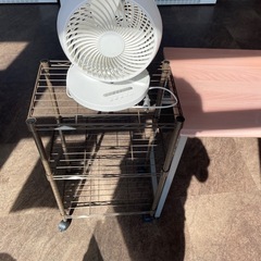 本日限定ラック、サーキュレーター