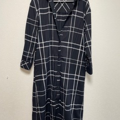 【美品】AZUL by moussy/ロングシャツS(黒チェック)