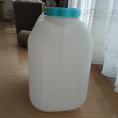 給水ポリタンク20Lの画像