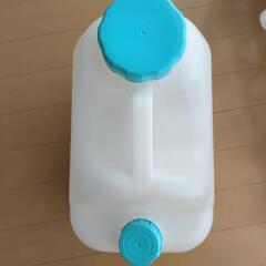 給水ポリタンク20Lの画像