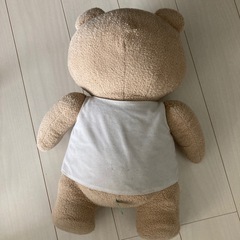 テッド　ぬいぐるみ　60センチ✖️40センチくらい　アミューズメント　タンクトップぬいぐるみXLの画像