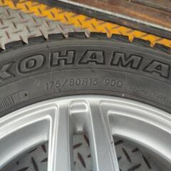 １５インチ 175/80R15 90Q ヨコハマタイヤ スタッドレス AZスポーツ５穴ホイール付 ４本セット 埼玉 行田の画像