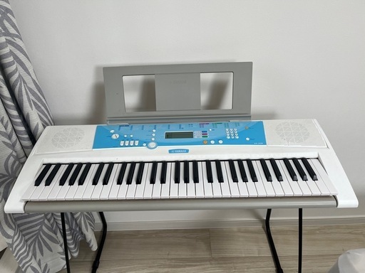 YAMAHA 電子ピアノ　キーボード　EZ-J220