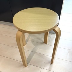 木製丸椅子 ディーエイチアイ