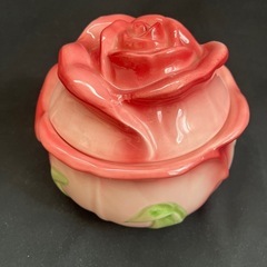 ローズ　キャンディポット　陶器　小物入れ　お菓子入れ　置物　薔薇