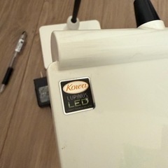 小型デスクライト LEDの画像
