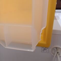 ★ジモティ割あり★  衣装ｹｰｽ イエロー×クリア H29.5×D74×W39 クリーニング済み MT2754の画像