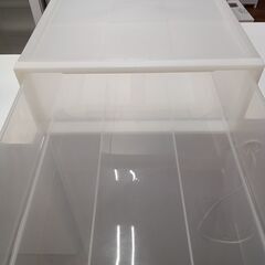 ★ジモティ割あり★  衣装ｹｰｽ ホワイト×クリア H18×D55×W44 クリーニング済み MT2756の画像
